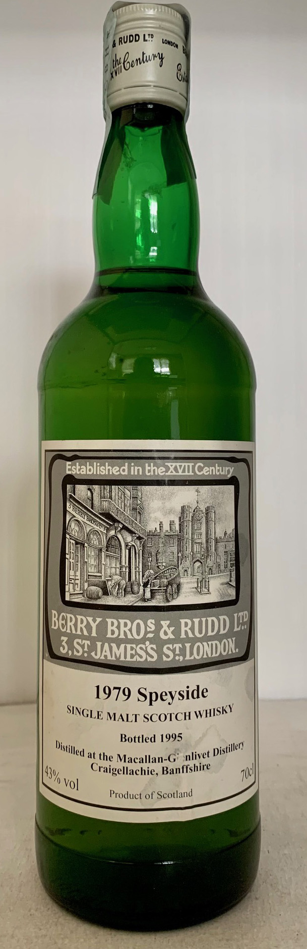 WHISKY PARADISE - There are more than 40000 old bottles in our cellars